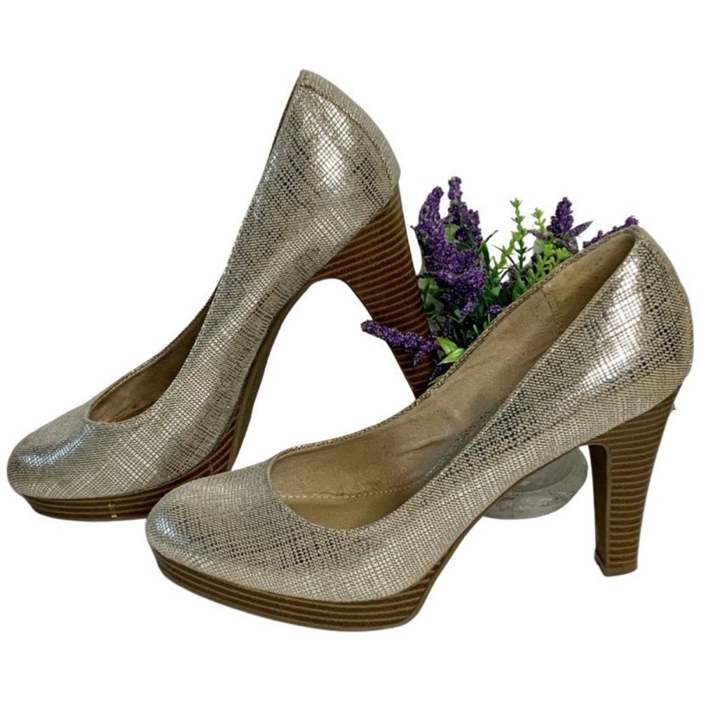 MAURICES Gold Platform Heels (9)